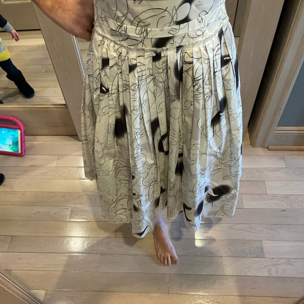 Prada pleated full skirt - Picture 4 of 7
